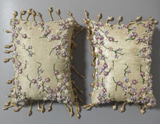 Alte Nadelkissen Zwei